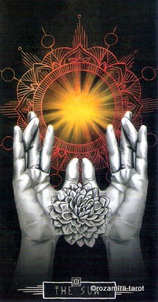 Lumina Tarot